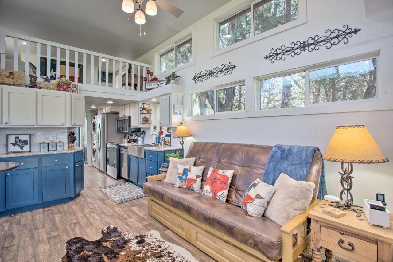 Cozy Mckinney Tiny Home With Porch And Fire Pit! Buitenkant foto