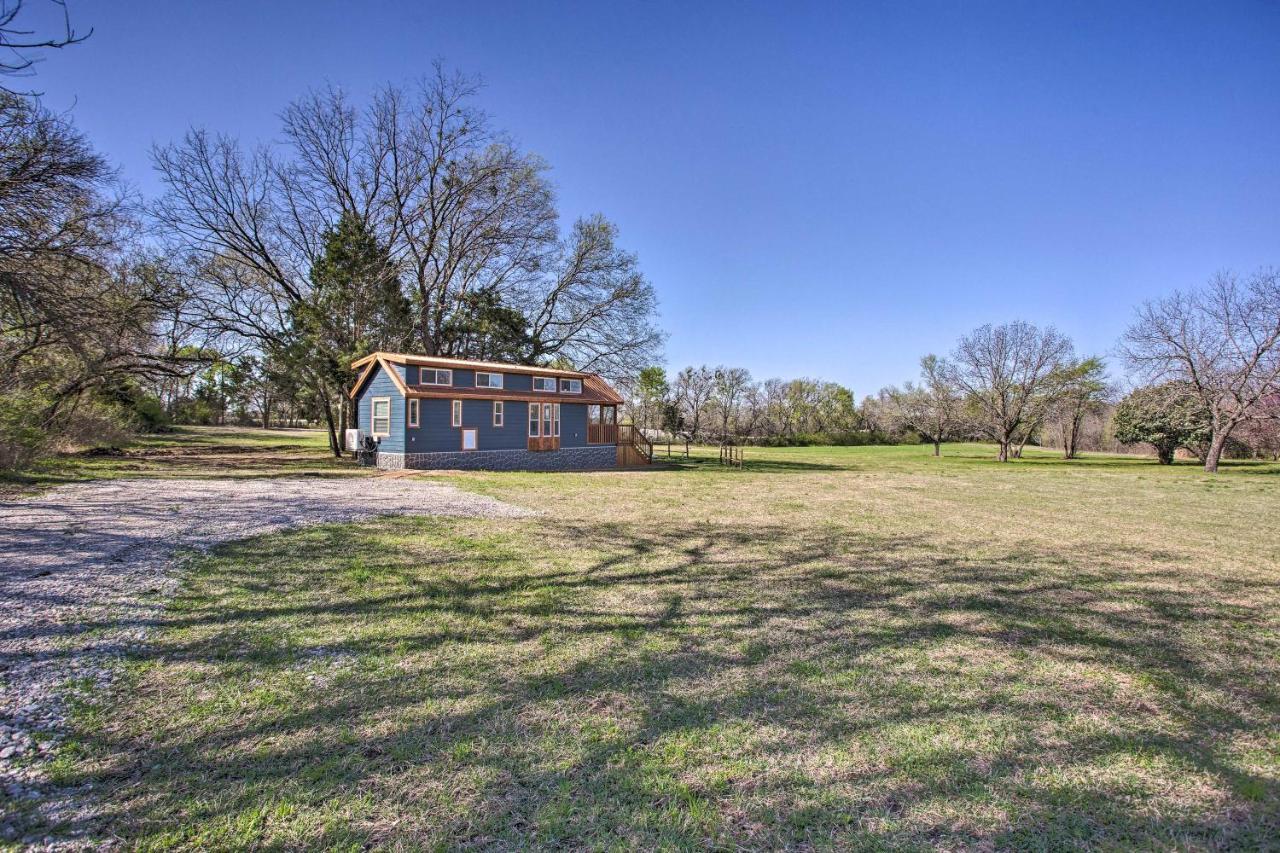 Cozy Mckinney Tiny Home With Porch And Fire Pit! Buitenkant foto