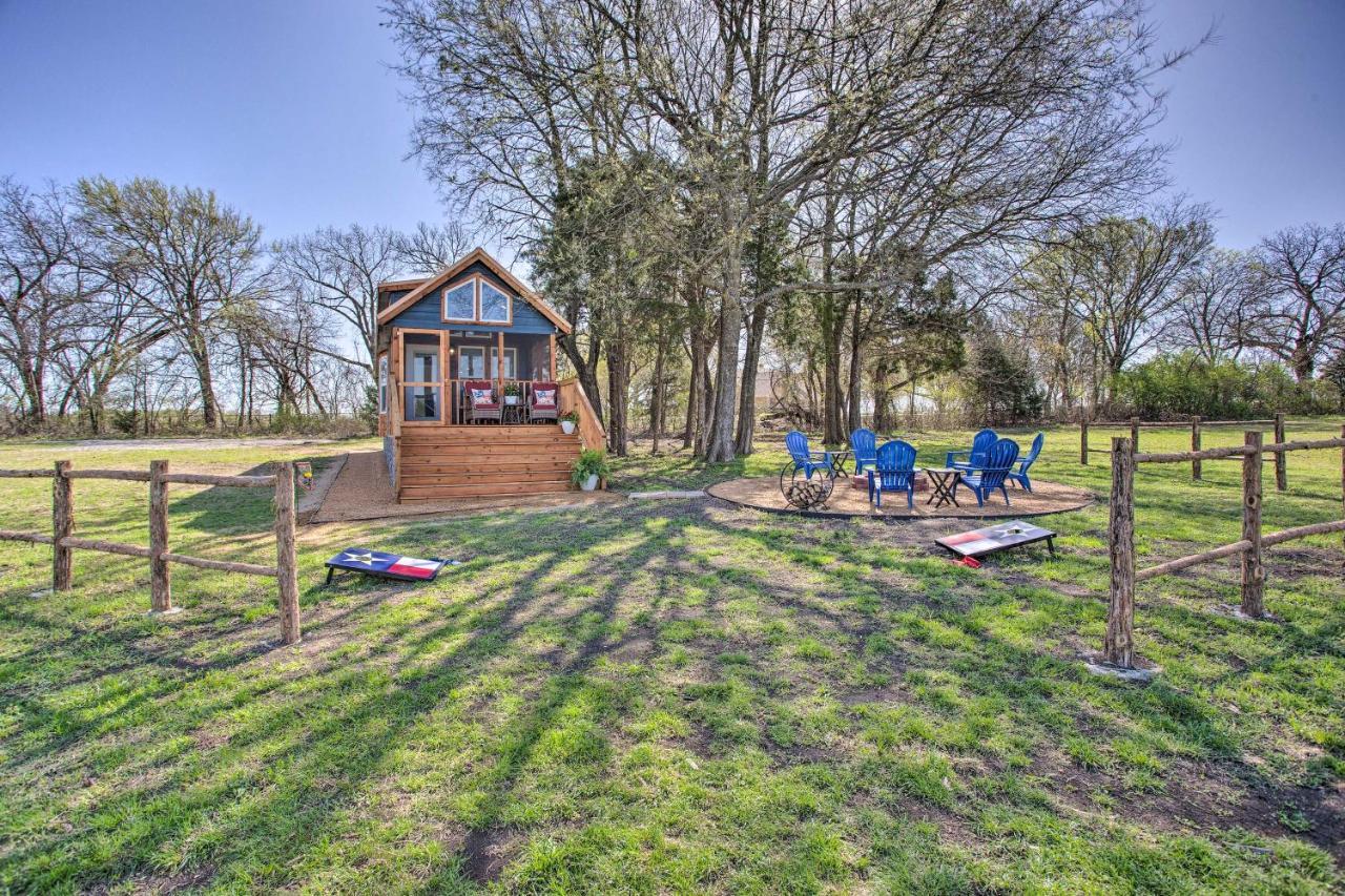Cozy Mckinney Tiny Home With Porch And Fire Pit! Buitenkant foto