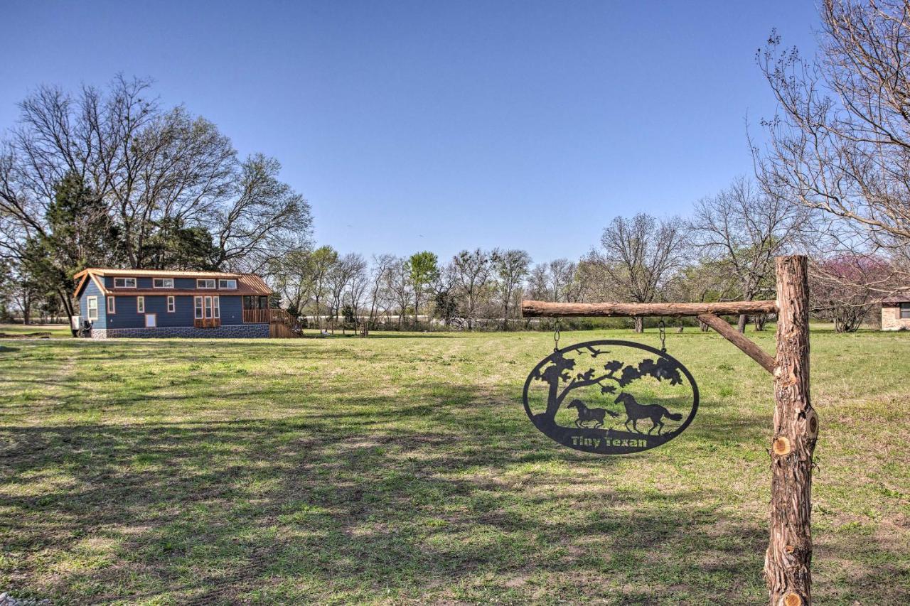 Cozy Mckinney Tiny Home With Porch And Fire Pit! Buitenkant foto